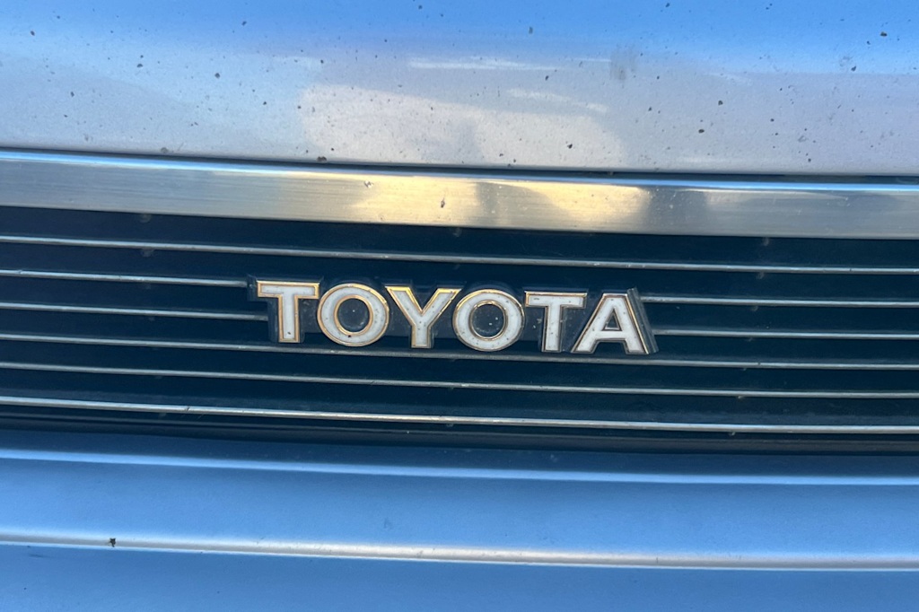 Thumbnail: 1988 Toyota Camry - 15