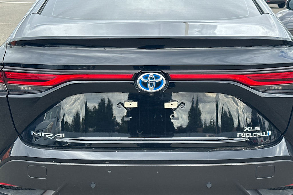 Thumbnail: 2022 Toyota Mirai - 7