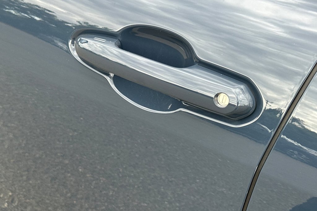 Thumbnail: 2026 Toyota Crown - 12