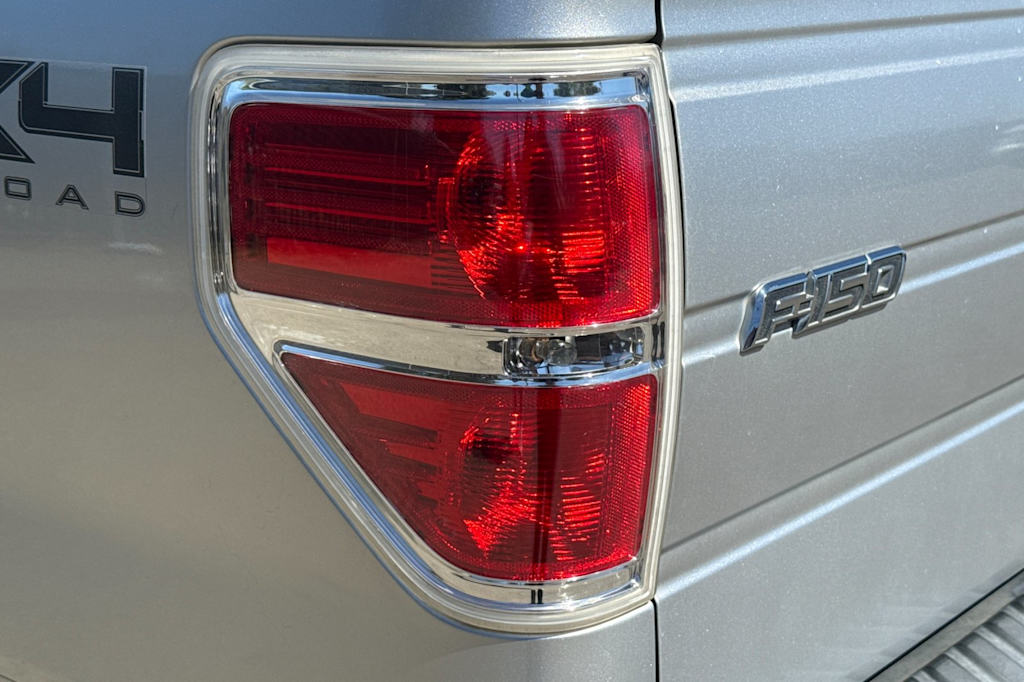 Thumbnail: 2023 Toyota Crown - 25