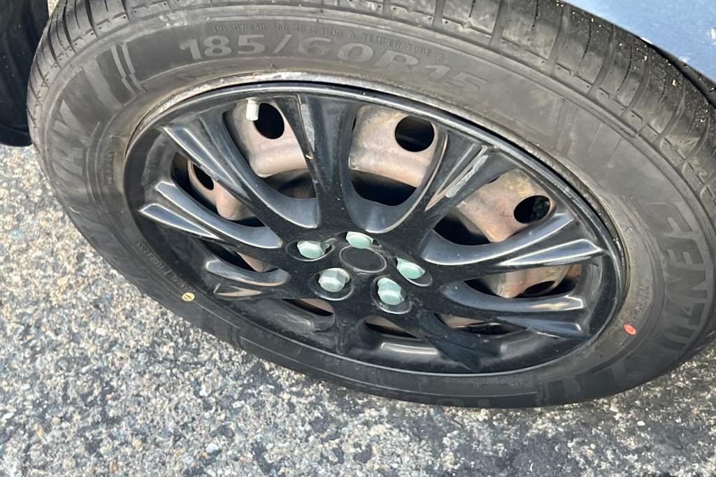 Thumbnail: 2009 Toyota Yaris - 6