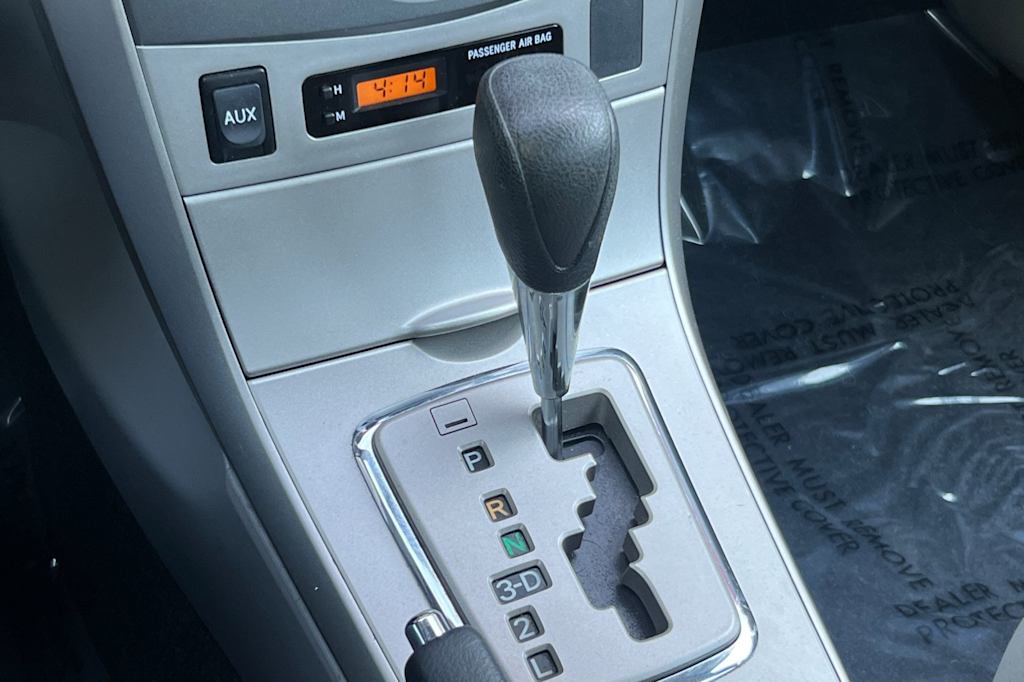 Thumbnail: 2011 Toyota Corolla - 15