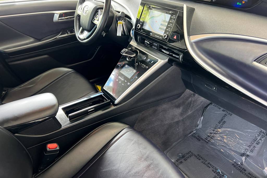 Thumbnail: 2020 Toyota Mirai - 13