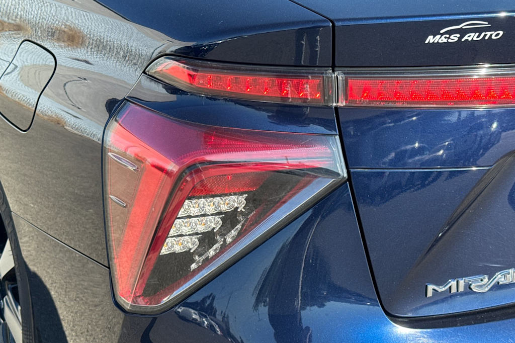 Thumbnail: 2019 Toyota Mirai - 23