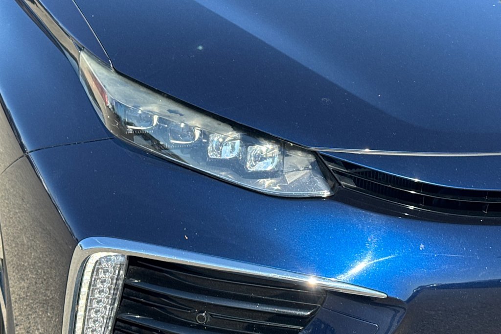 Thumbnail: 2019 Toyota Mirai - 17