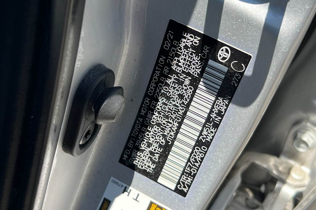 Thumbnail: 2021 Toyota Prius - 32