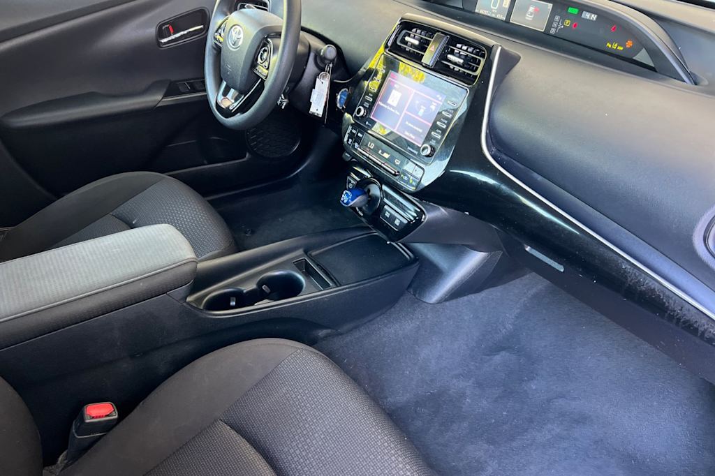 Thumbnail: 2021 Toyota Prius - 13