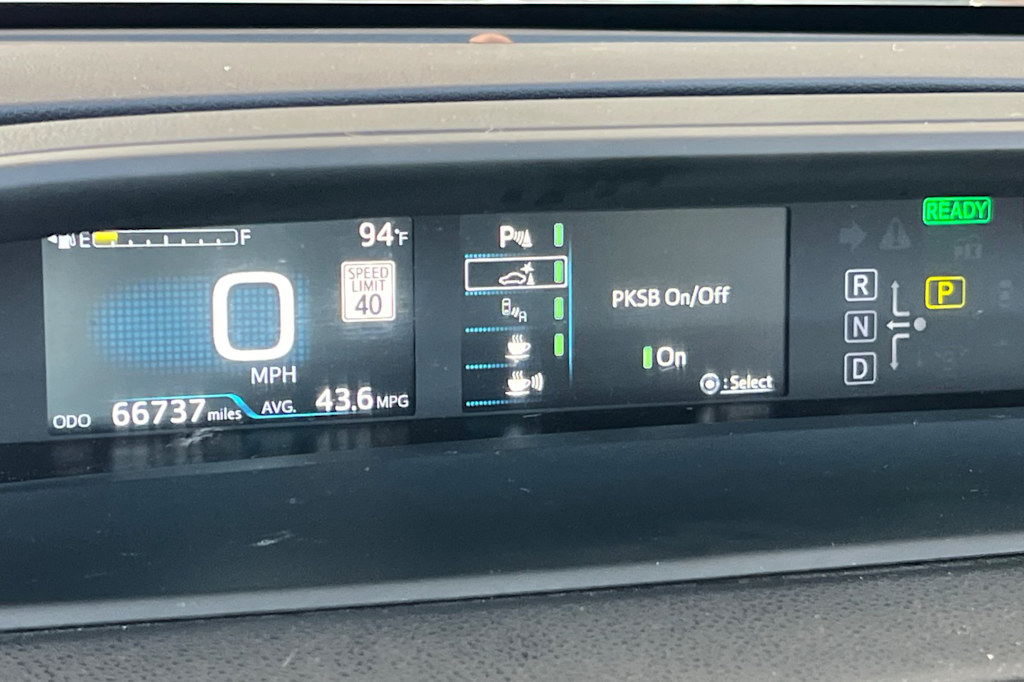 Thumbnail: 2021 Toyota Prius - 29