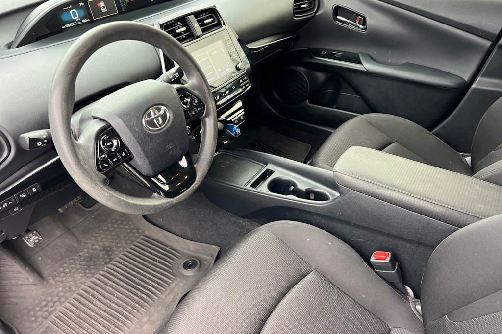 Thumbnail: 2022 Toyota Prius - 2