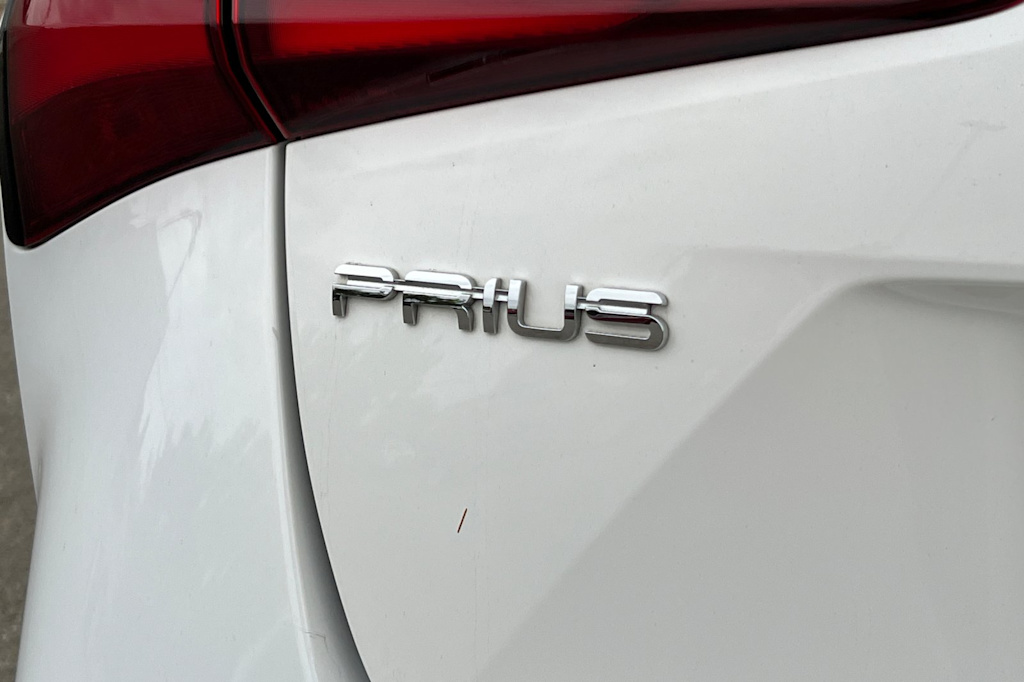 Thumbnail: 2022 Toyota Prius - 23