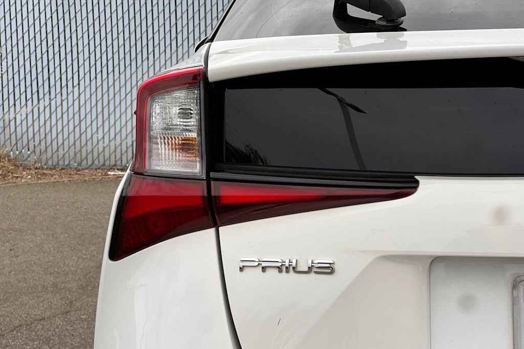 Thumbnail: 2022 Toyota Prius - 24
