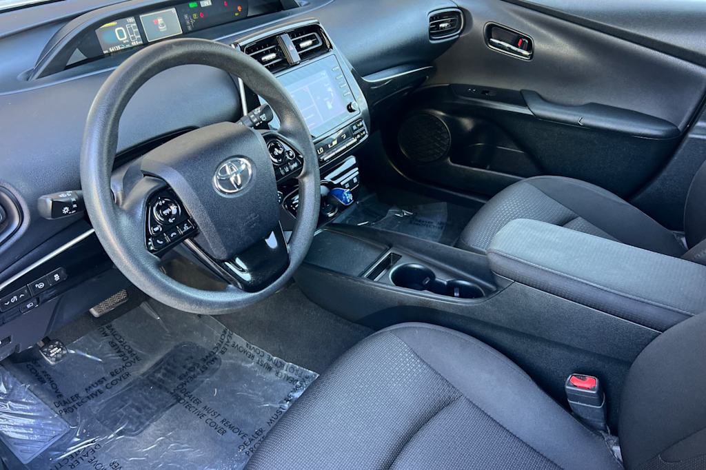Thumbnail: 2022 Toyota Prius - 9