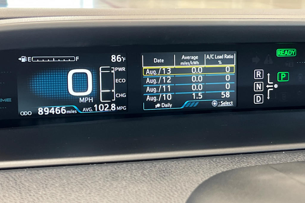 Thumbnail: 2017 Toyota Prius Prime - 15