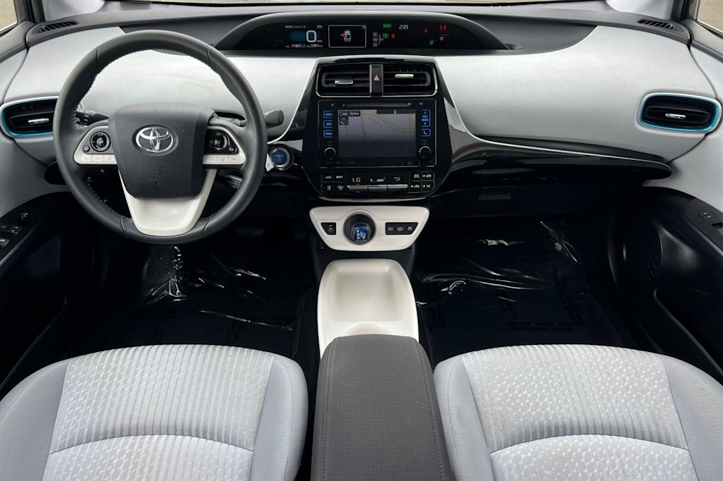 Thumbnail: 2017 Toyota Prius Prime - 2