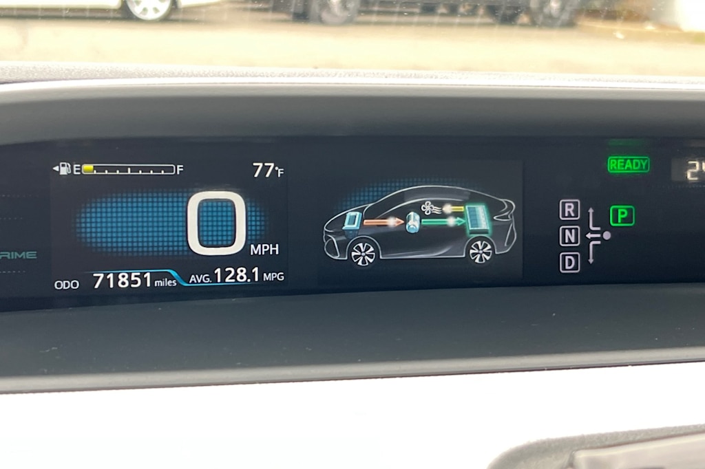 Thumbnail: 2017 Toyota Prius Prime - 14