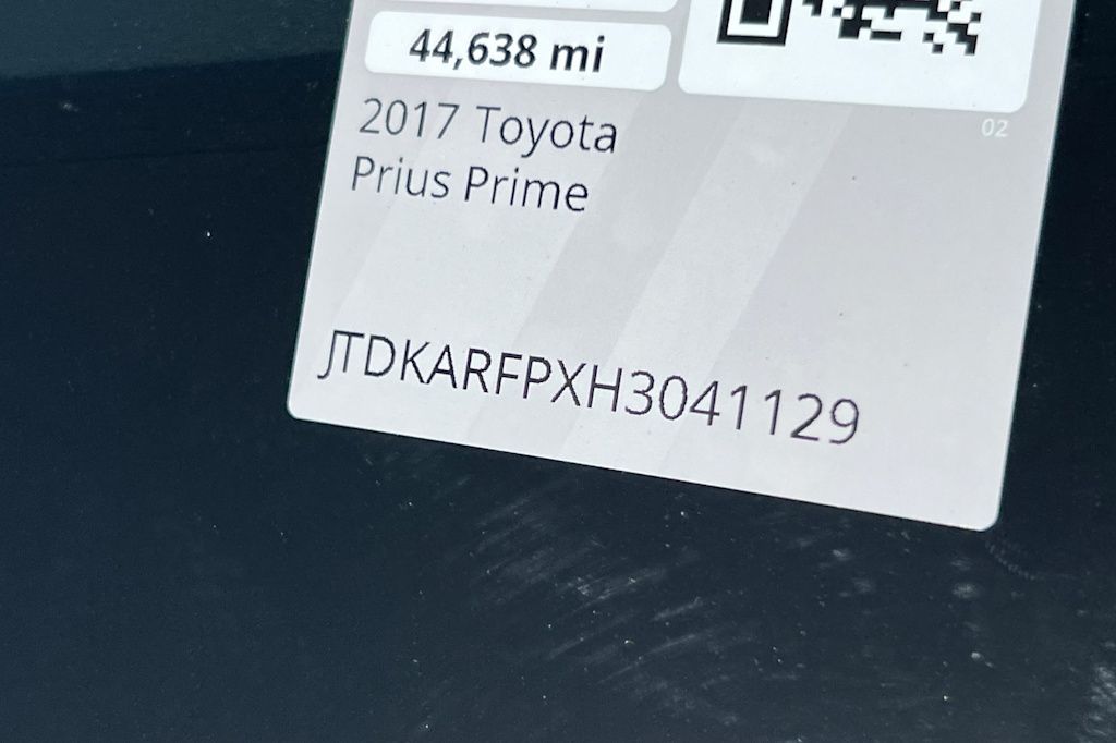 Thumbnail: 2017 Toyota Prius Prime - 8