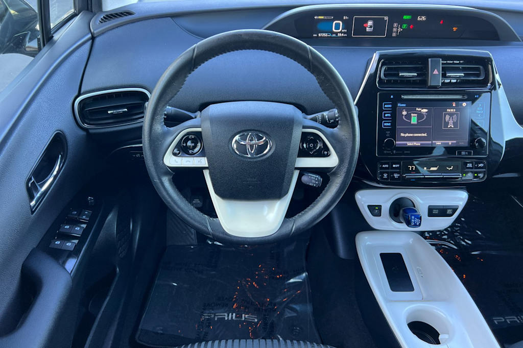 2016 Toyota Prius Three 12