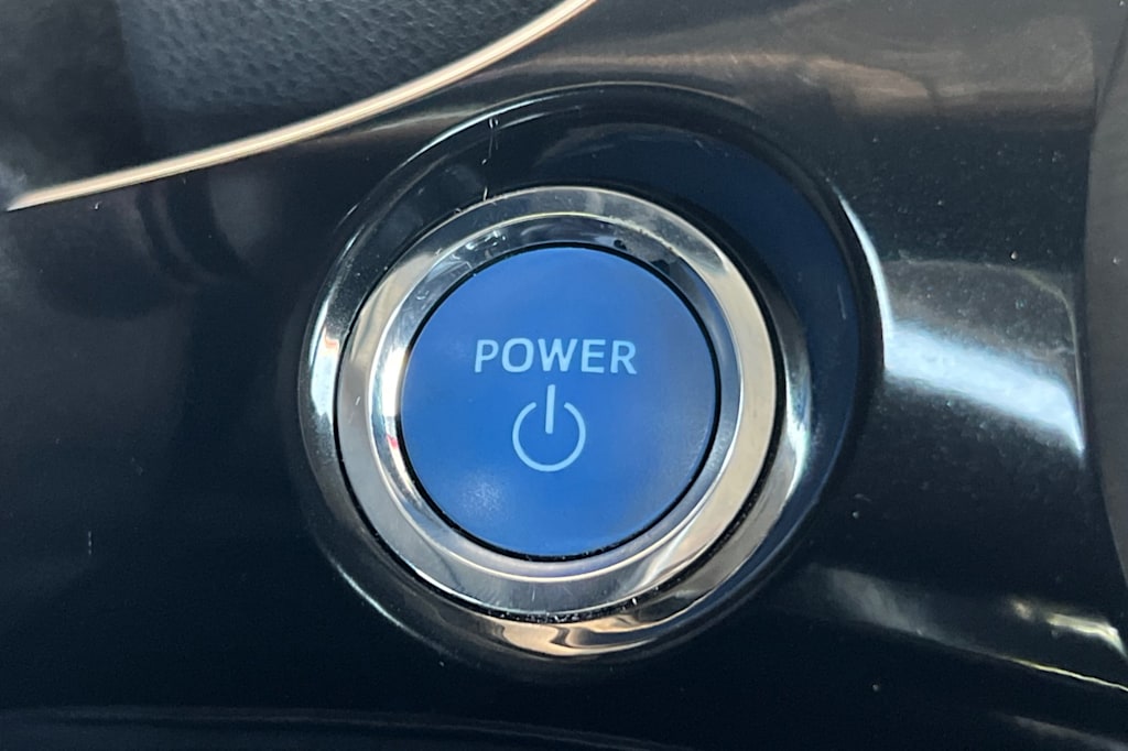 Thumbnail: 2018 Toyota Prius - 26