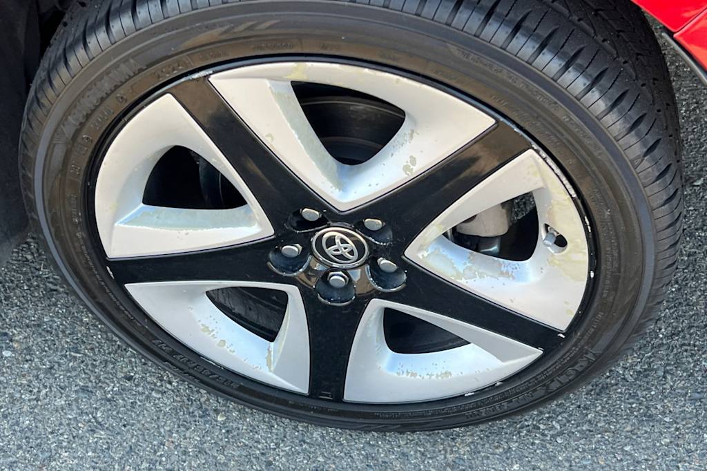 Thumbnail: 2017 Toyota Prius - 22
