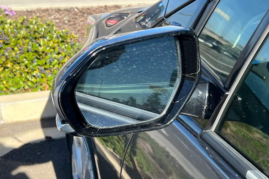 Thumbnail: 2020 Toyota Prius - 8