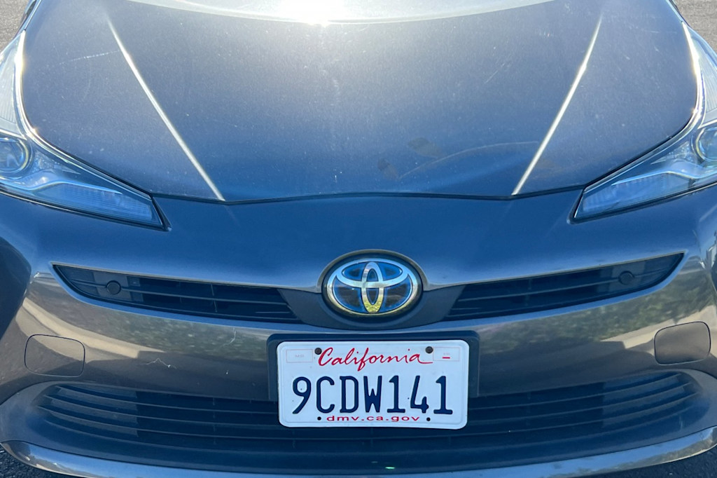 Thumbnail: 2020 Toyota Prius - 13