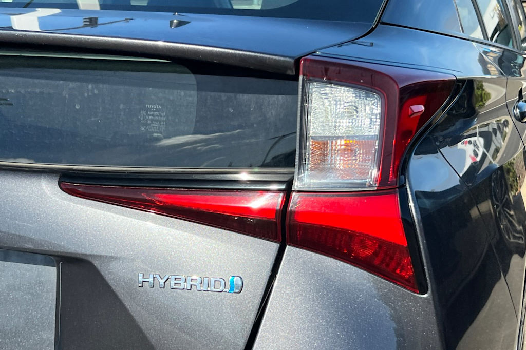 Thumbnail: 2020 Toyota Prius - 19