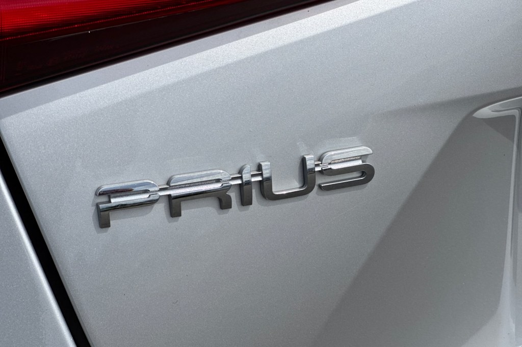Thumbnail: 2019 Toyota Prius - 7