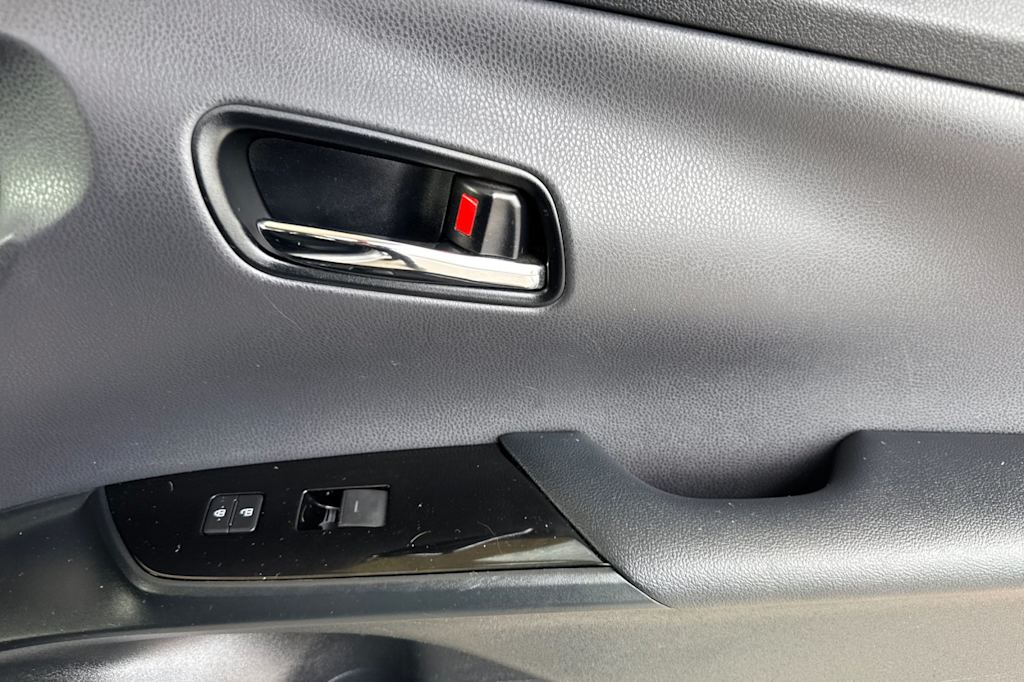 Thumbnail: 2019 Toyota Prius - 24