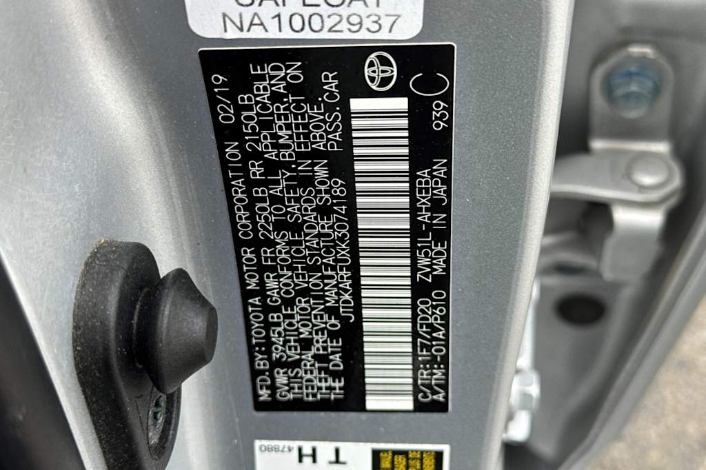Thumbnail: 2019 Toyota Prius - 18