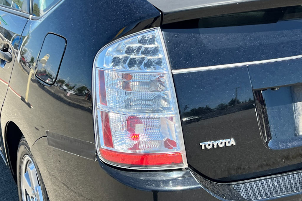 Thumbnail: 2008 Toyota Prius - 21