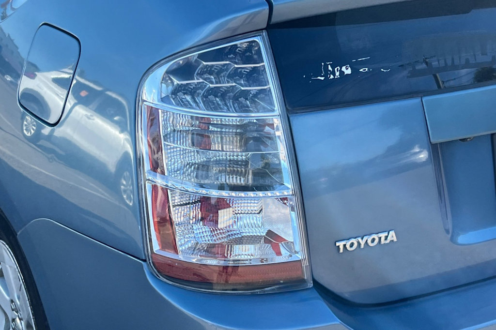 Thumbnail: 2008 Toyota Prius - 21
