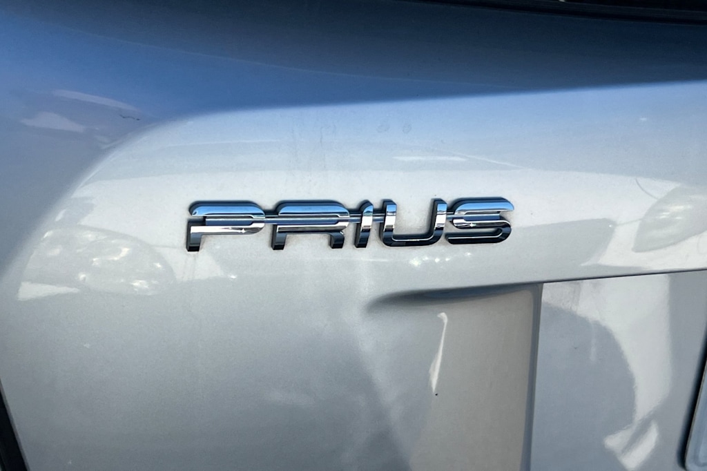 Thumbnail: 2017 Toyota Prius - 22
