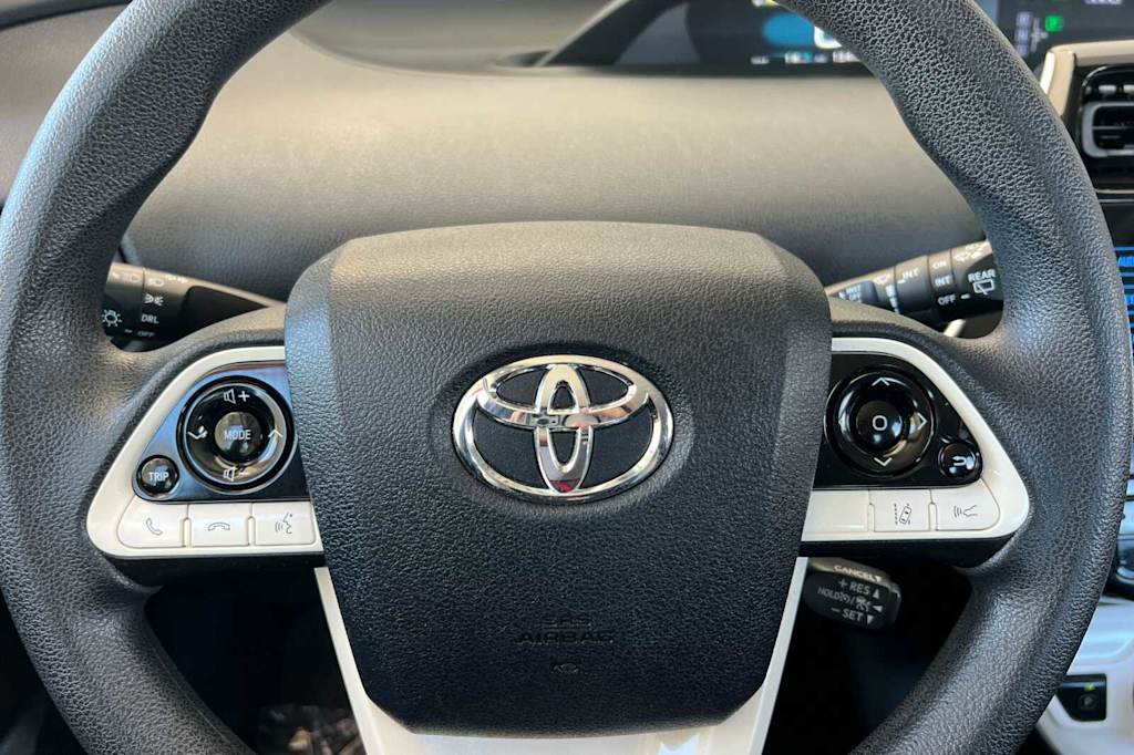 Thumbnail: 2018 Toyota Prius - 26