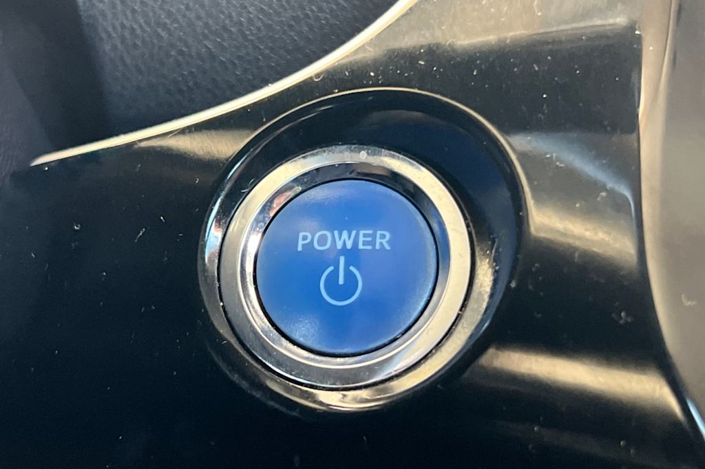 Thumbnail: 2018 Toyota Prius - 25