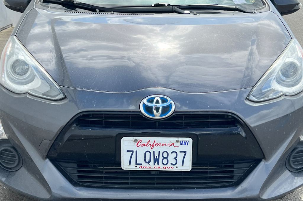 Thumbnail: 2015 Toyota Prius c - 7