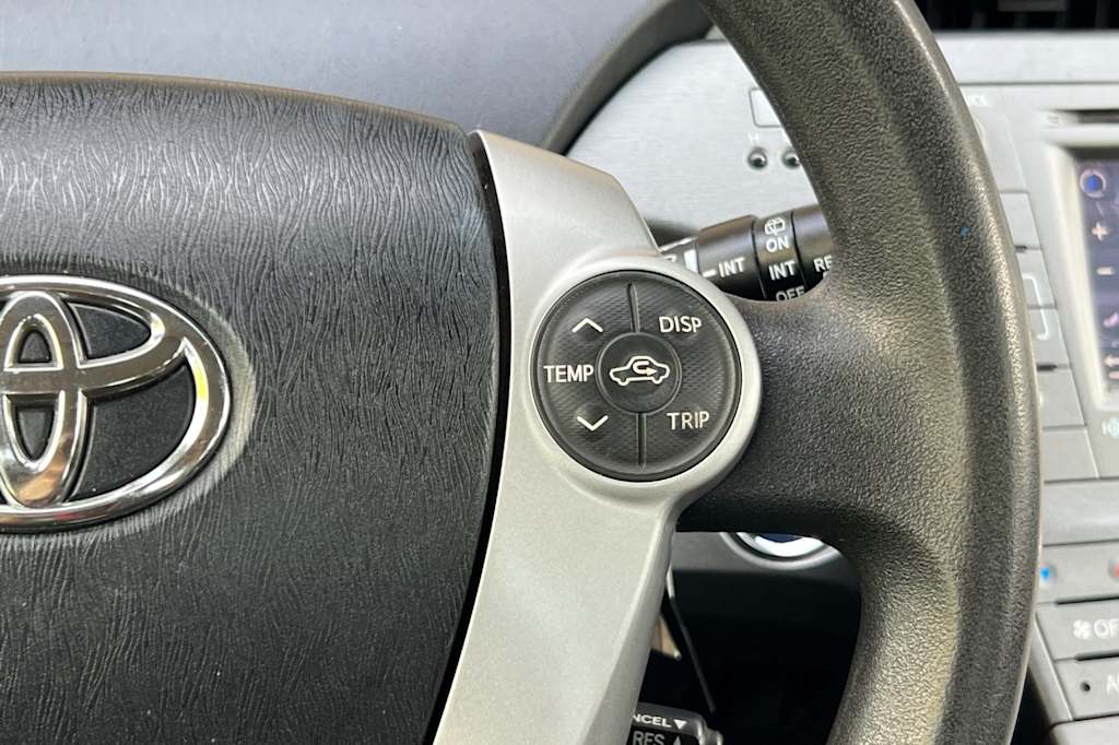 Thumbnail: 2013 Toyota Prius - 30
