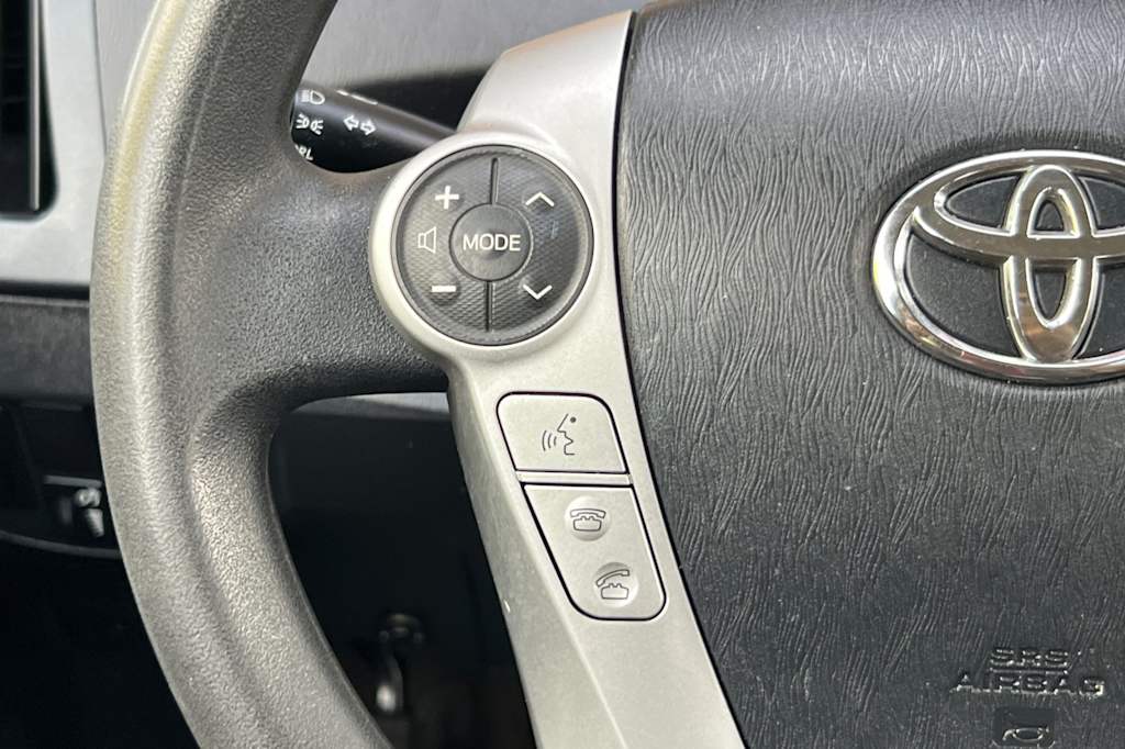Thumbnail: 2013 Toyota Prius - 29