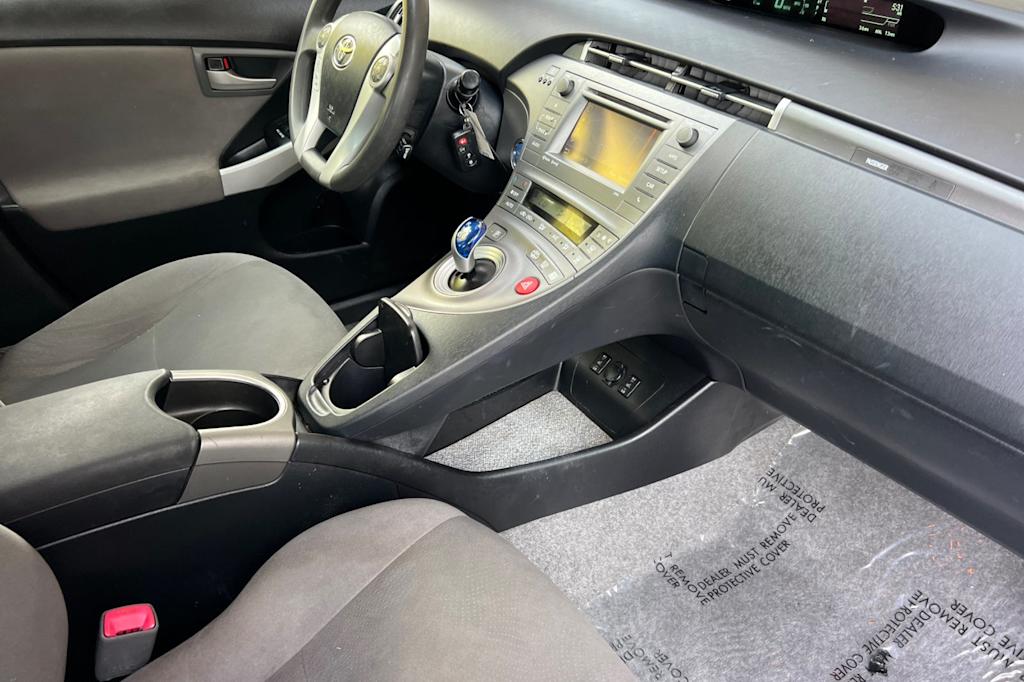 Thumbnail: 2013 Toyota Prius - 12