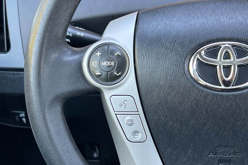 Thumbnail: 2015 Toyota Prius - 27