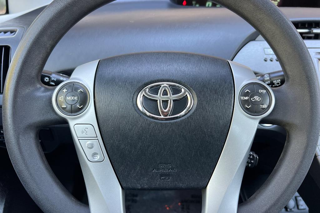 Thumbnail: 2015 Toyota Prius - 26