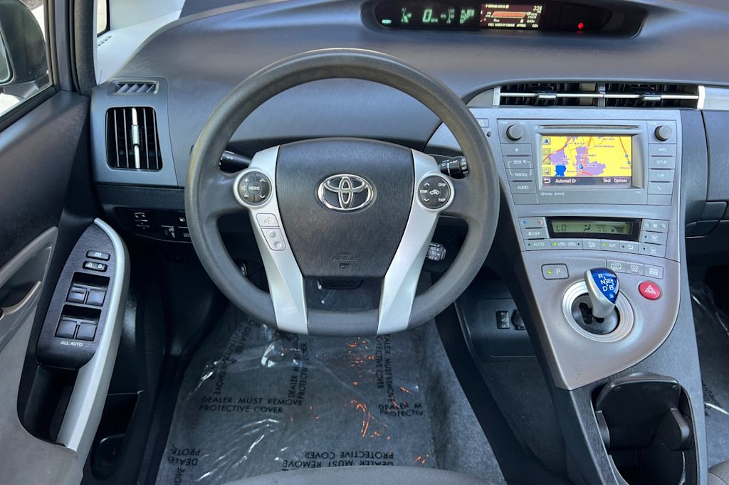 Thumbnail: 2015 Toyota Prius - 11
