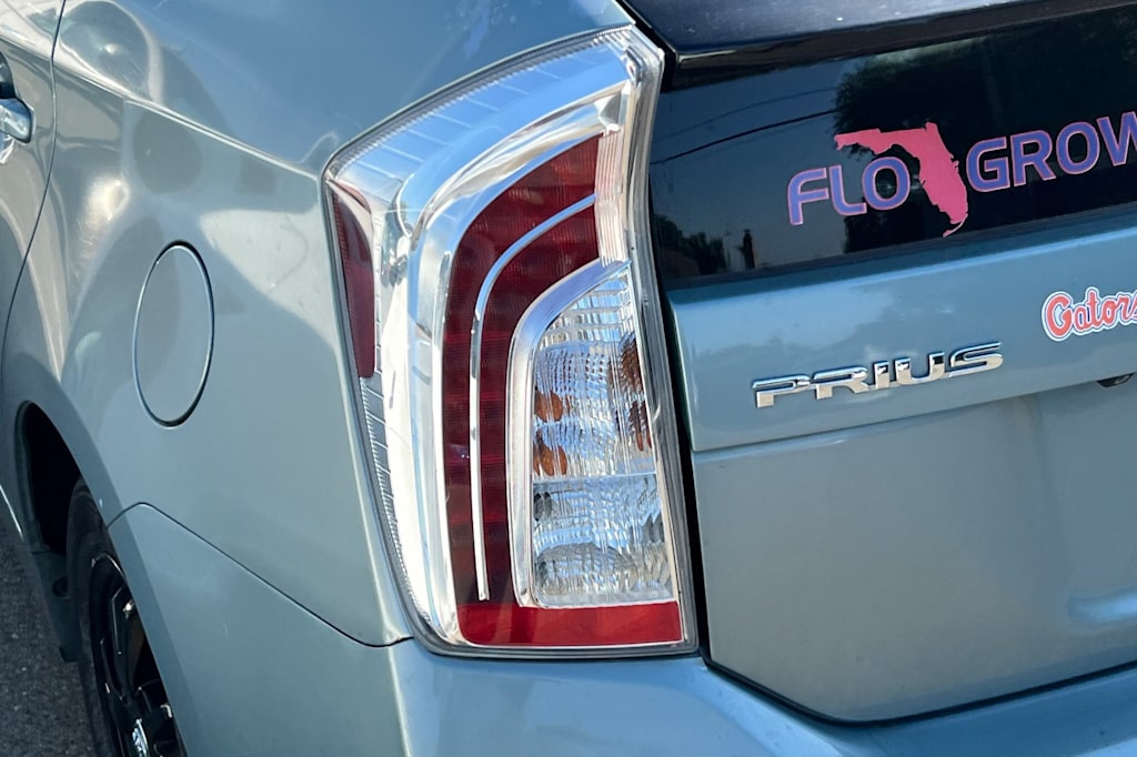 Thumbnail: 2015 Toyota Prius - 20