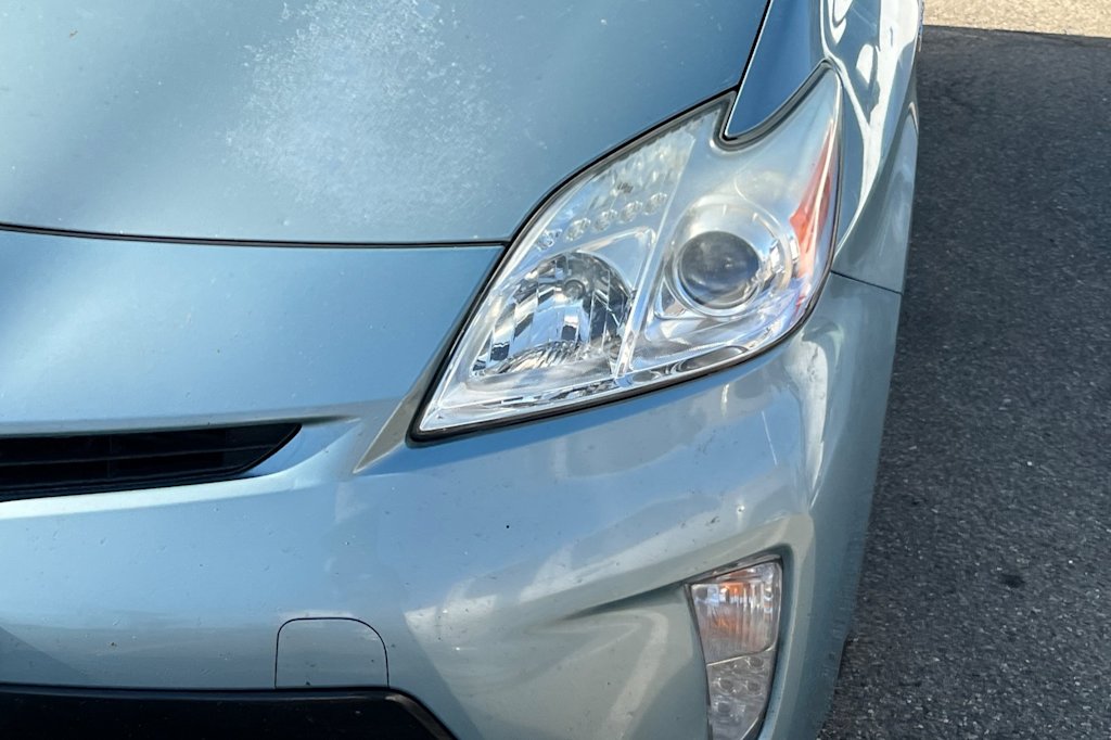 Thumbnail: 2015 Toyota Prius - 14
