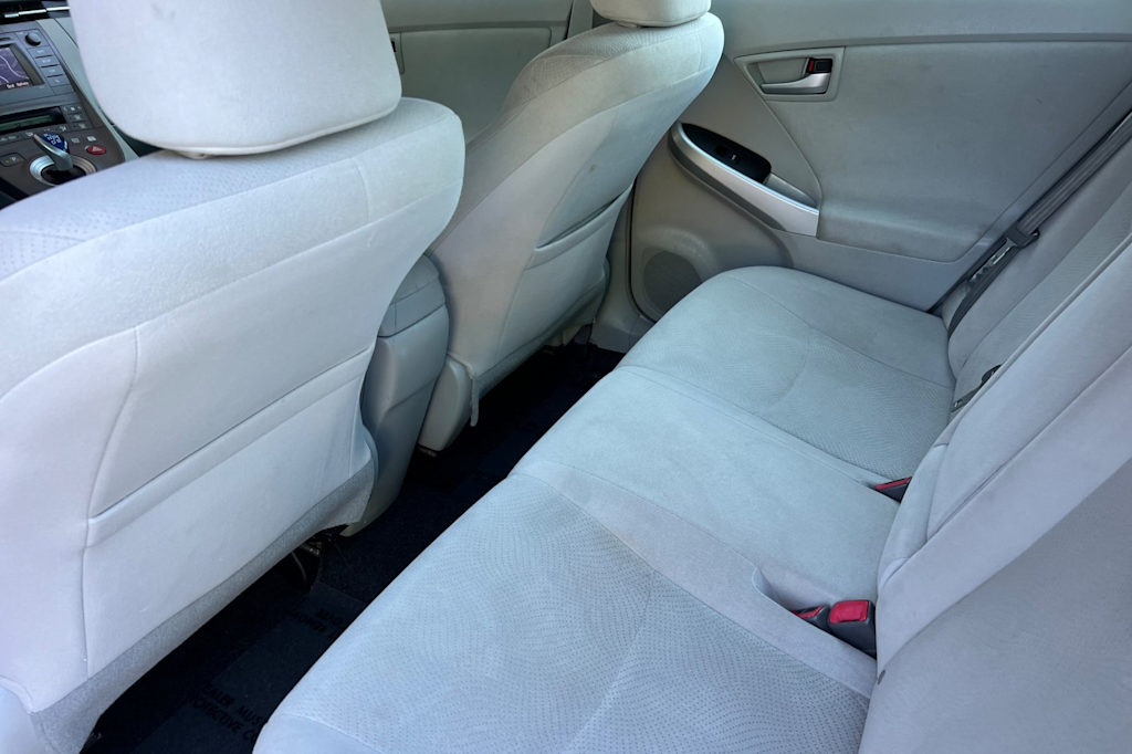 Thumbnail: 2015 Toyota Prius - 11