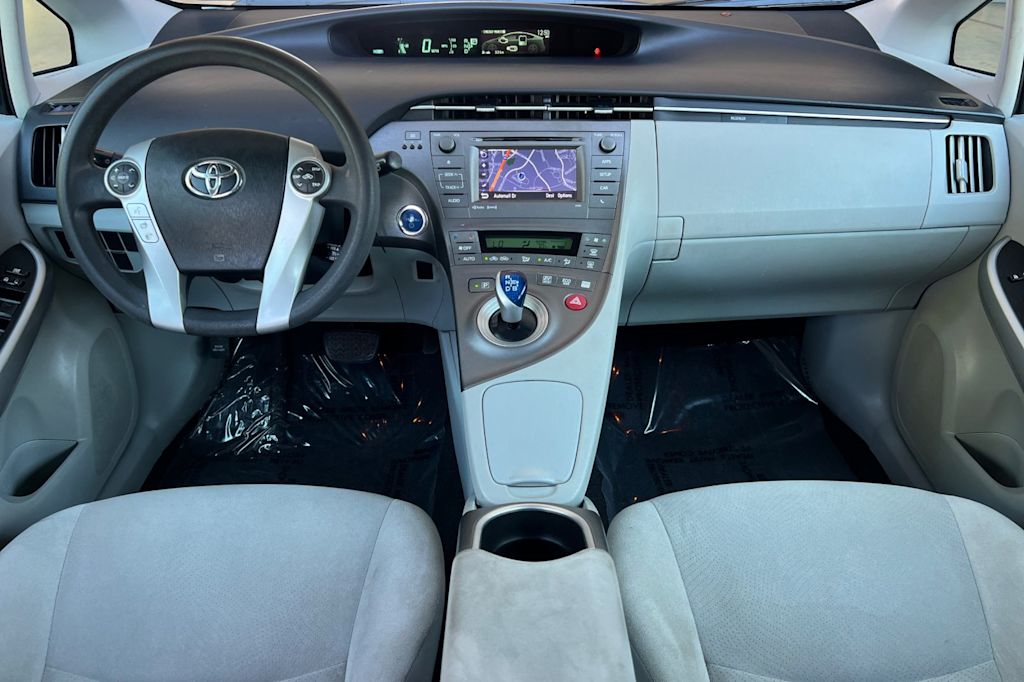 Thumbnail: 2015 Toyota Prius - 2