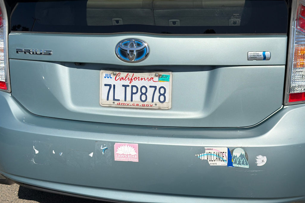 Thumbnail: 2015 Toyota Prius - 23