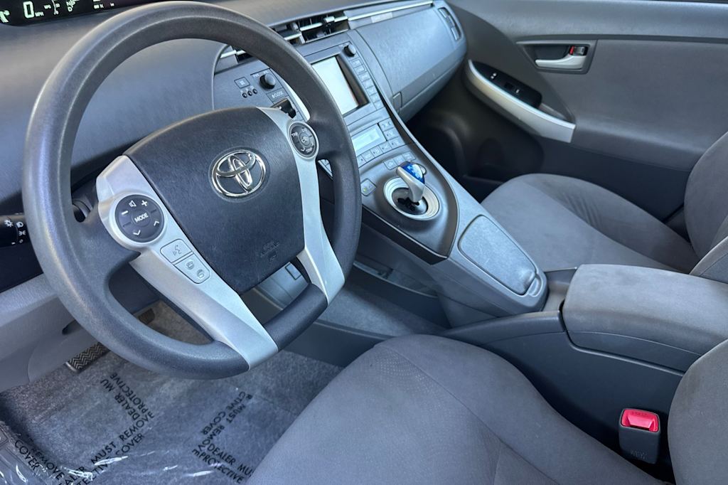 Thumbnail: 2011 Toyota Prius - 9