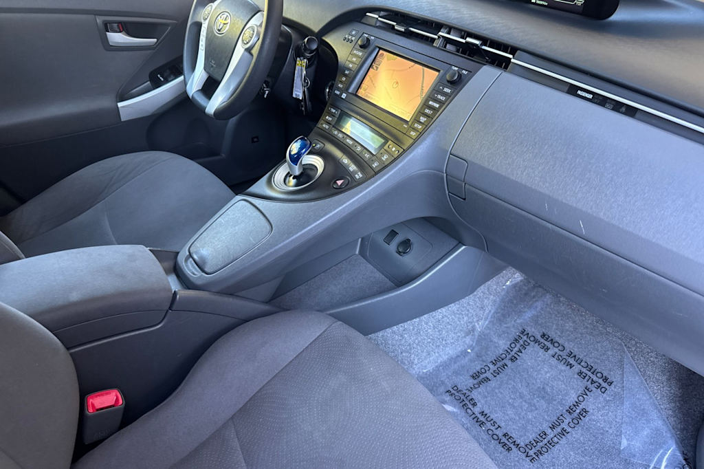 Thumbnail: 2011 Toyota Prius - 10