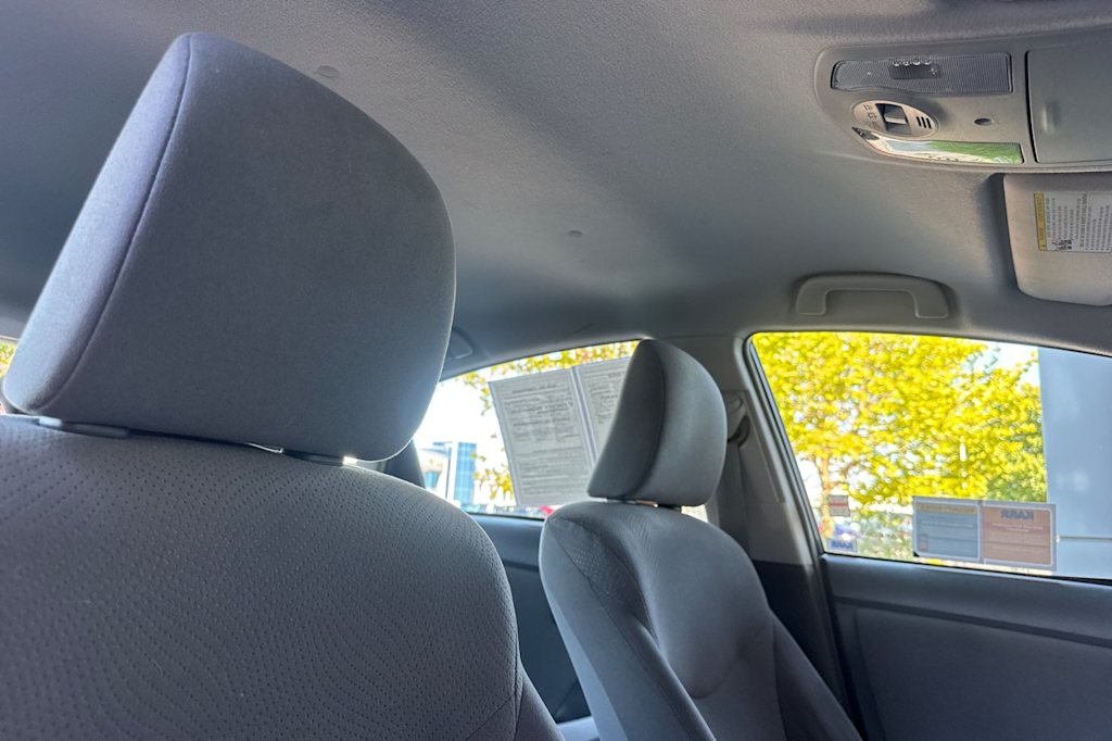 Thumbnail: 2011 Toyota Prius - 22