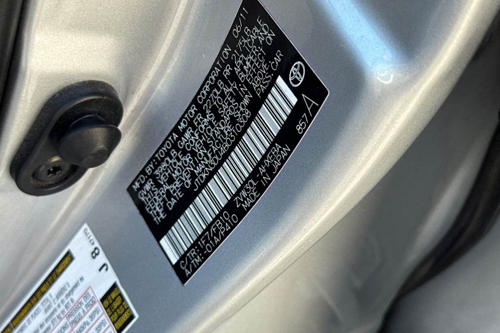 Thumbnail: 2011 Toyota Prius - 16